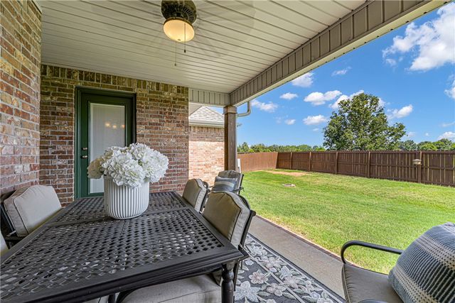 1353 Giulia Avenue, Springdale, AR 72762