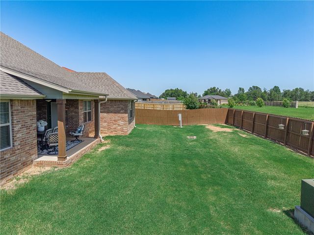 1353 Giulia Avenue, Springdale, AR 72762