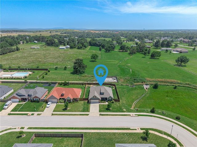 1353 Giulia Avenue, Springdale, AR 72762