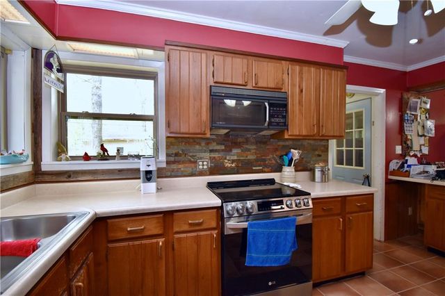 514 EAGLE Drive, Pineville, LA 71360