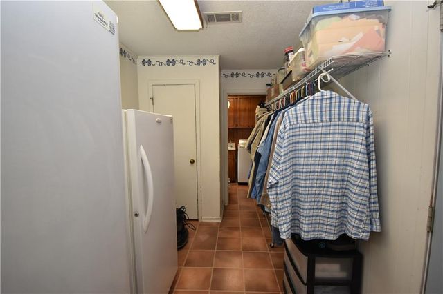 514 EAGLE Drive, Pineville, LA 71360