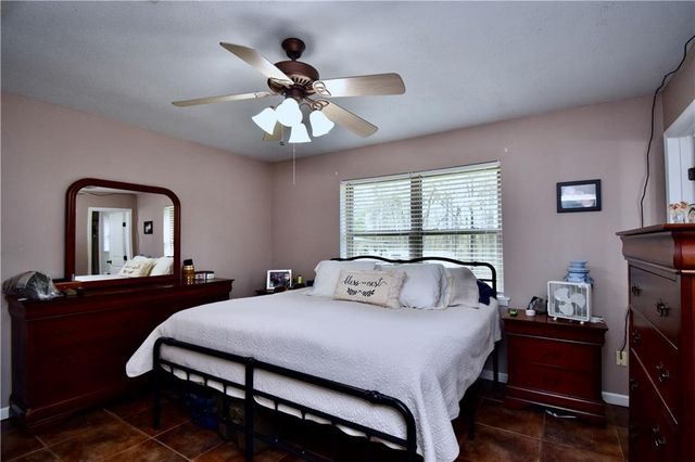 514 EAGLE Drive, Pineville, LA 71360