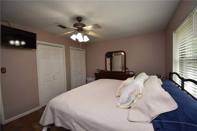 514 EAGLE Drive, Pineville, LA 71360