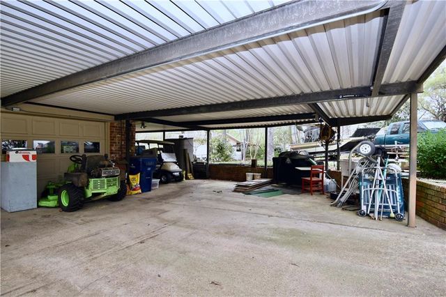 514 EAGLE Drive, Pineville, LA 71360