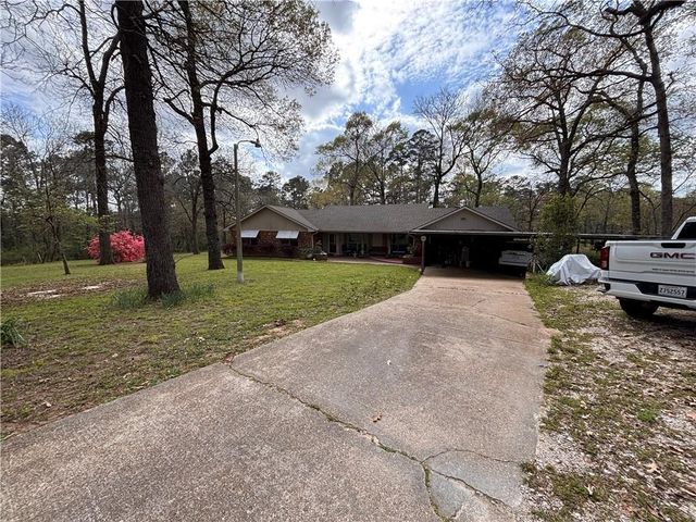 514 EAGLE Drive, Pineville, LA 71360
