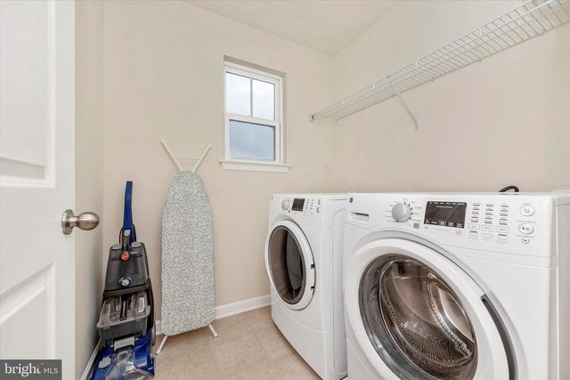 1113 LAKIN DR, Frederick, MD 21702