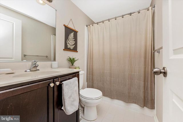 1113 LAKIN DR, Frederick, MD 21702