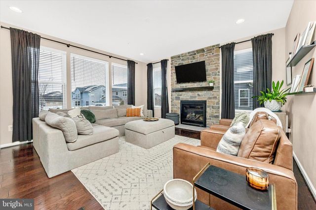 1113 LAKIN DR, Frederick, MD 21702