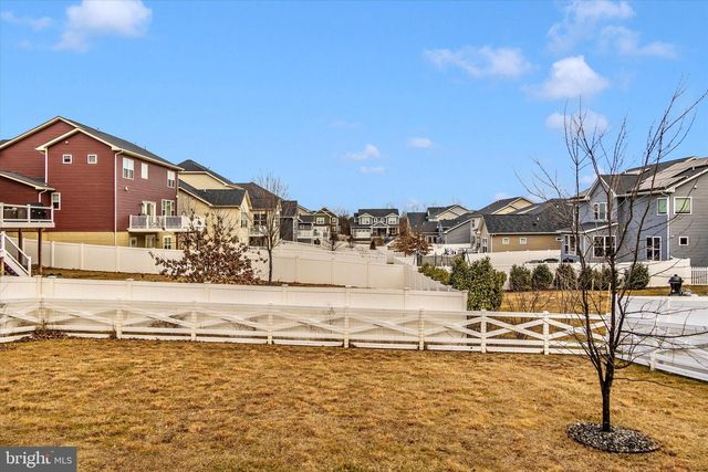 1113 LAKIN DR, Frederick, MD 21702