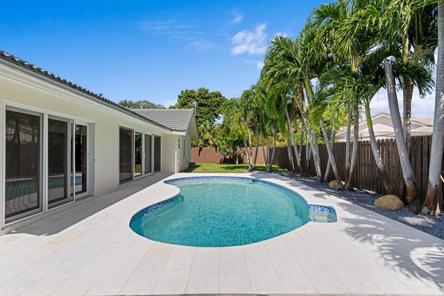 3605 SW 23rd Street, Delray Beach, FL 33445
