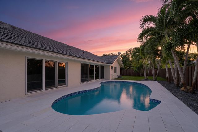 3605 SW 23rd Street, Delray Beach, FL 33445