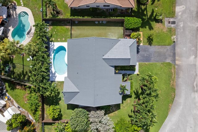 3605 SW 23rd Street, Delray Beach, FL 33445