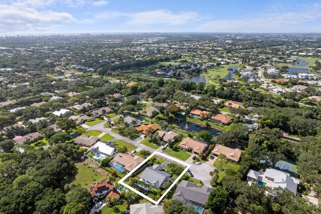 3605 SW 23rd Street, Delray Beach, FL 33445