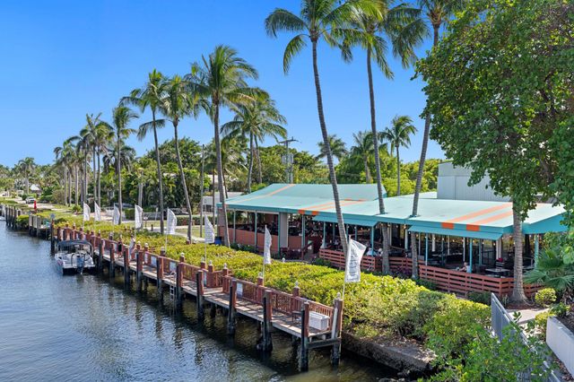 3605 SW 23rd Street, Delray Beach, FL 33445