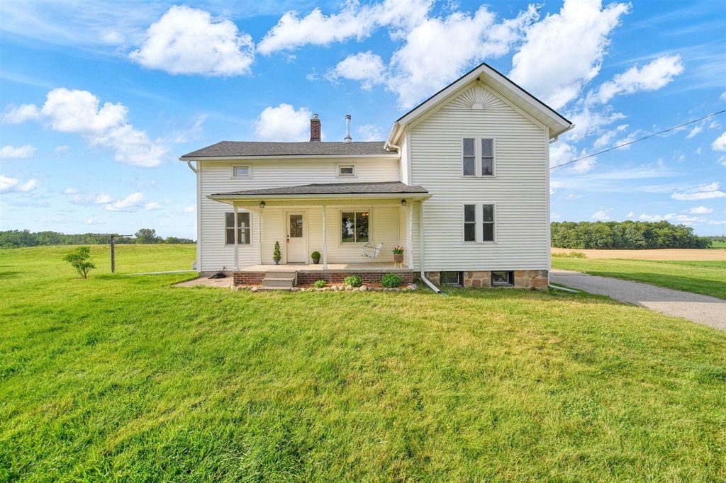 7760 Willow Road, Clinton, MI 49236