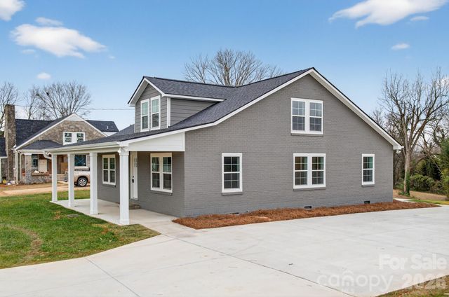 109 S Main Street, Granite Falls, NC 28630