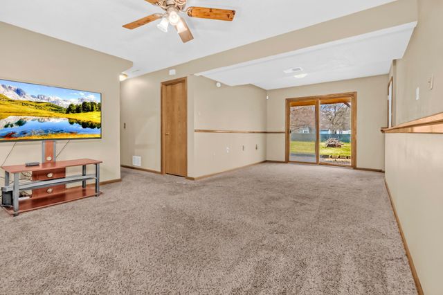 7680 Newton Avenue N, Brooklyn Park, MN 55444