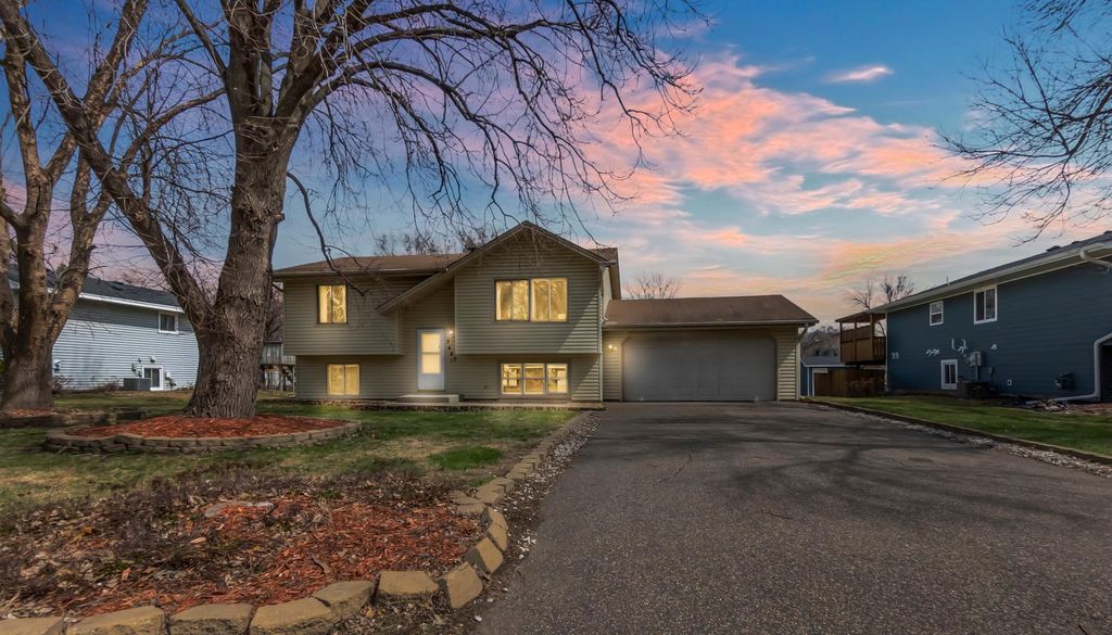 7680 Newton Avenue N, Brooklyn Park, MN 55444