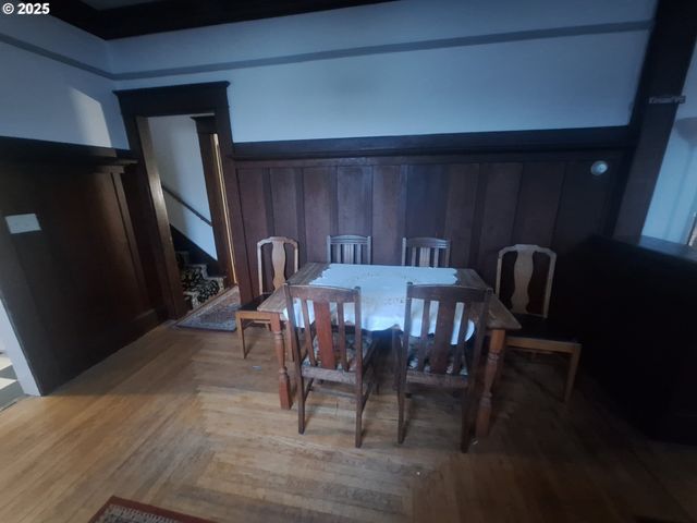 175 S 6TH St, Reedsport, OR 97467