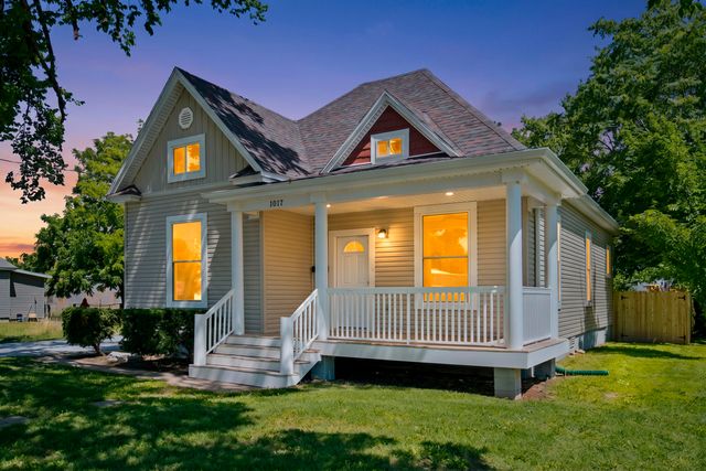 1017 E Commercial Street, Springfield, MO 65803