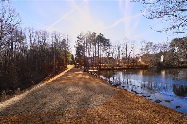 412 Antler Lane, Suwanee, GA 30024