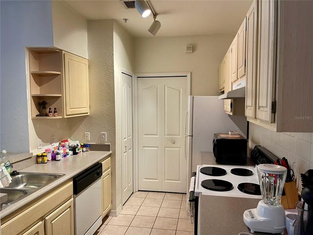 2627 MAITLAND CROSSING WAY 205, Orlando, FL 32810