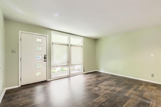 1610 Broadmoor DR, Austin, TX 78723