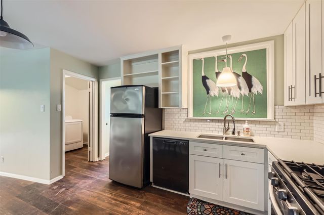 1610 Broadmoor DR, Austin, TX 78723