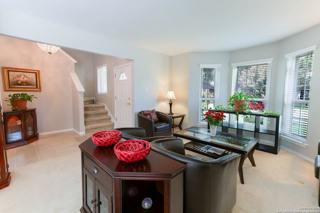 1021 Silvertree Blvd, Schertz, TX 78154