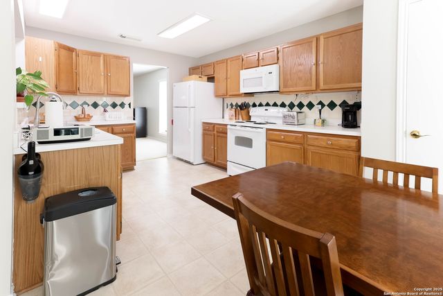 1021 Silvertree Blvd, Schertz, TX 78154