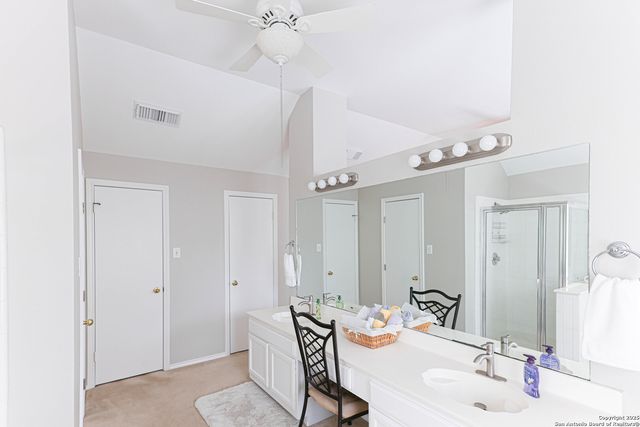 1021 Silvertree Blvd, Schertz, TX 78154