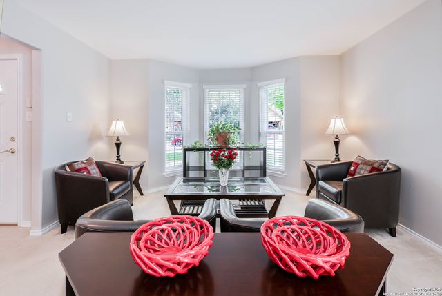 1021 Silvertree Blvd, Schertz, TX 78154