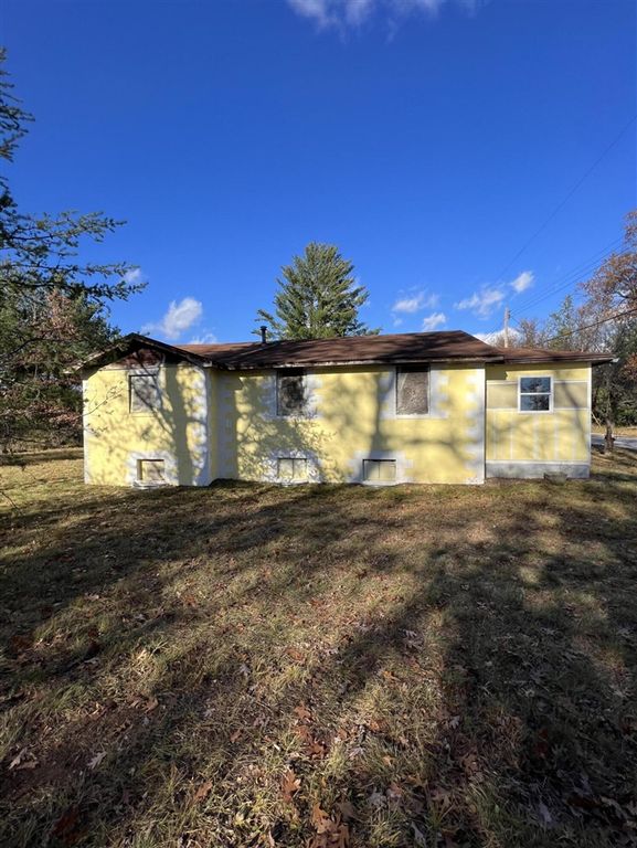 1265 Guthrie Street, Baldwin, MI 49304