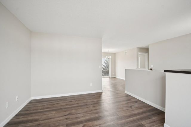 2132 Emerson Road S, Cambridge, MN 55008