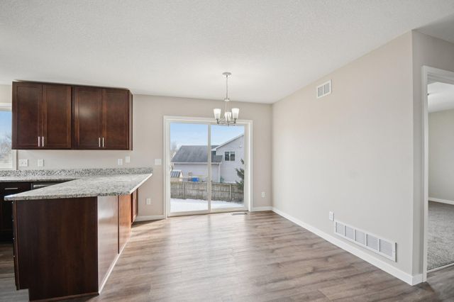 2132 Emerson Road S, Cambridge, MN 55008