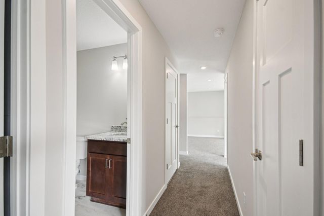 2132 Emerson Road S, Cambridge, MN 55008