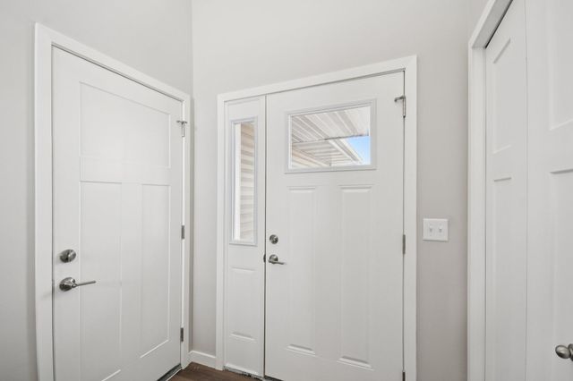 2132 Emerson Road S, Cambridge, MN 55008