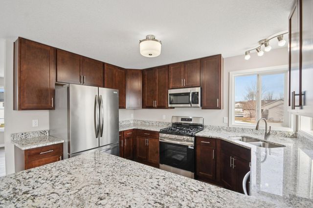 2132 Emerson Road S, Cambridge, MN 55008