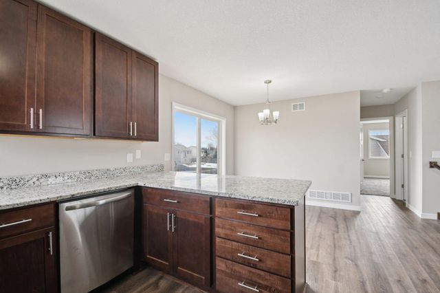 2132 Emerson Road S, Cambridge, MN 55008