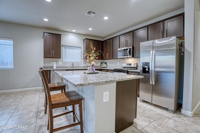 8783 Weeping Dalea Drive, Marana, AZ 85653