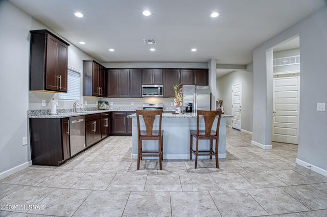 8783 Weeping Dalea Drive, Marana, AZ 85653