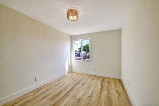 2802 Cowley Way, San Diego, CA 92110