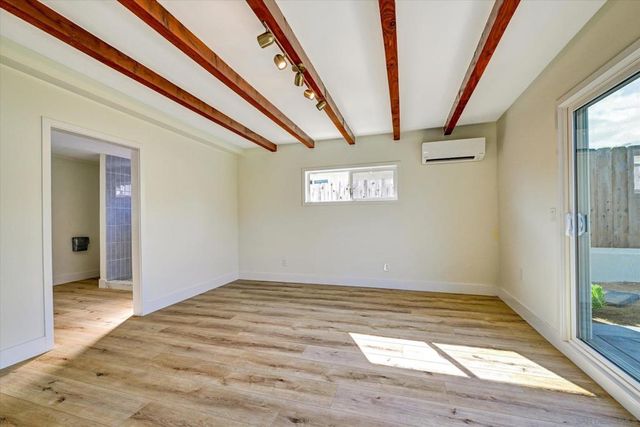 2802 Cowley Way, San Diego, CA 92110