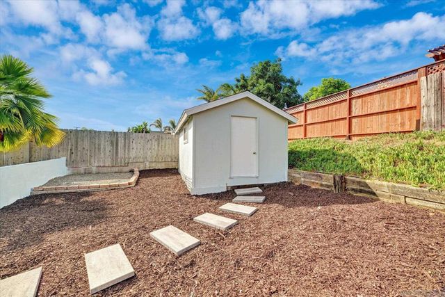 2802 Cowley Way, San Diego, CA 92110