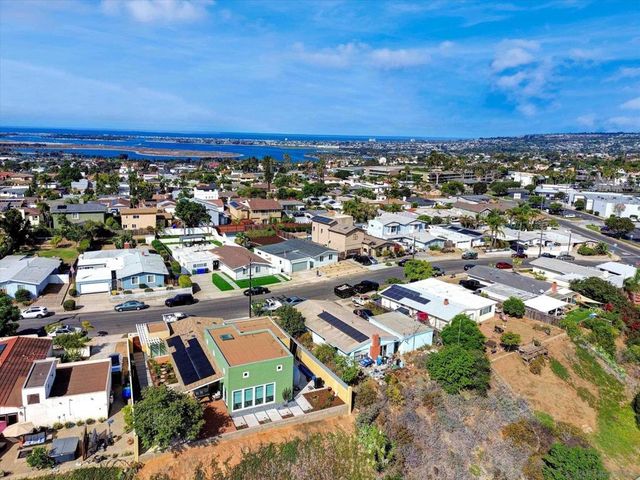 2802 Cowley Way, San Diego, CA 92110