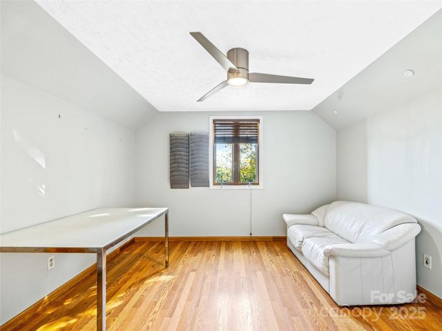 1326 Valmont Drive, Hendersonville, NC 28791