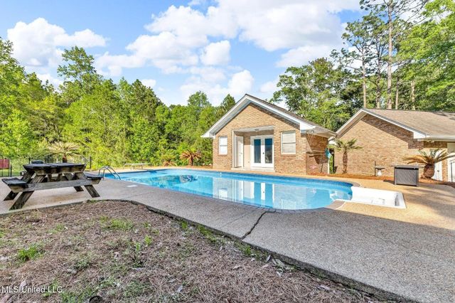 40 Brody Lane, Petal, MS 39465