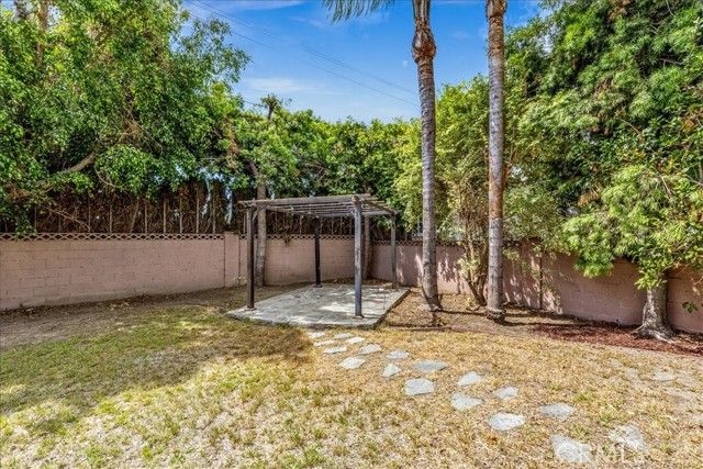 7210 Crescent, Buena Park, CA 90620