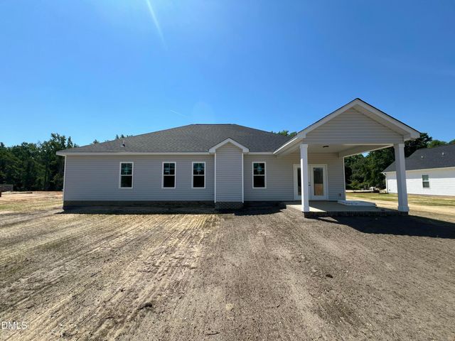 313 Creeks Edge Drive, Pikeville, NC 27863