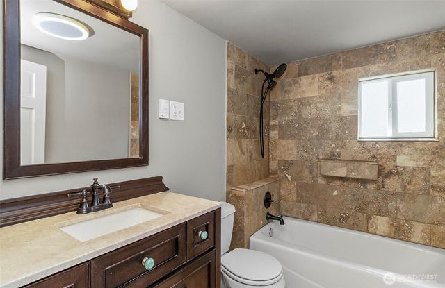 7610 4th Street SE, Lake Stevens, WA 98258